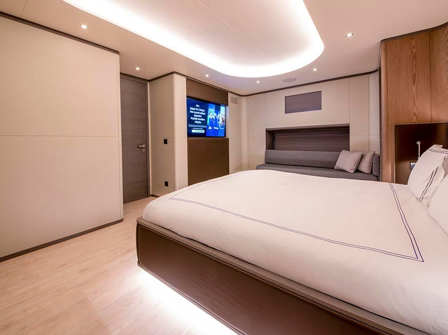 /uploads/32_yacht_good_life_32_99ea6fb213.jpg