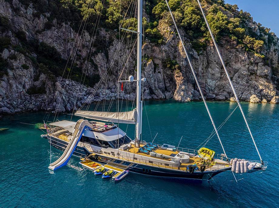 /uploads/9_yacht_good_life_9_5bd4caa0e7.jpg